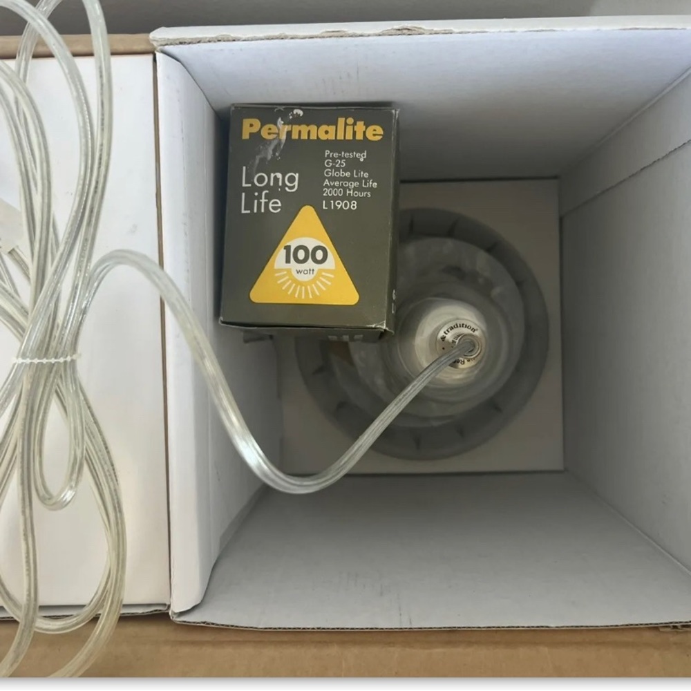 Pendant Lights. Manufacture: andtradition by Sofie Refer. Sold as a pair. - Picture 3 of 6